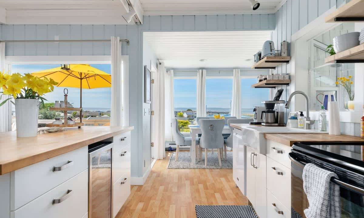 Photo of Kitchen in Lagoon Point