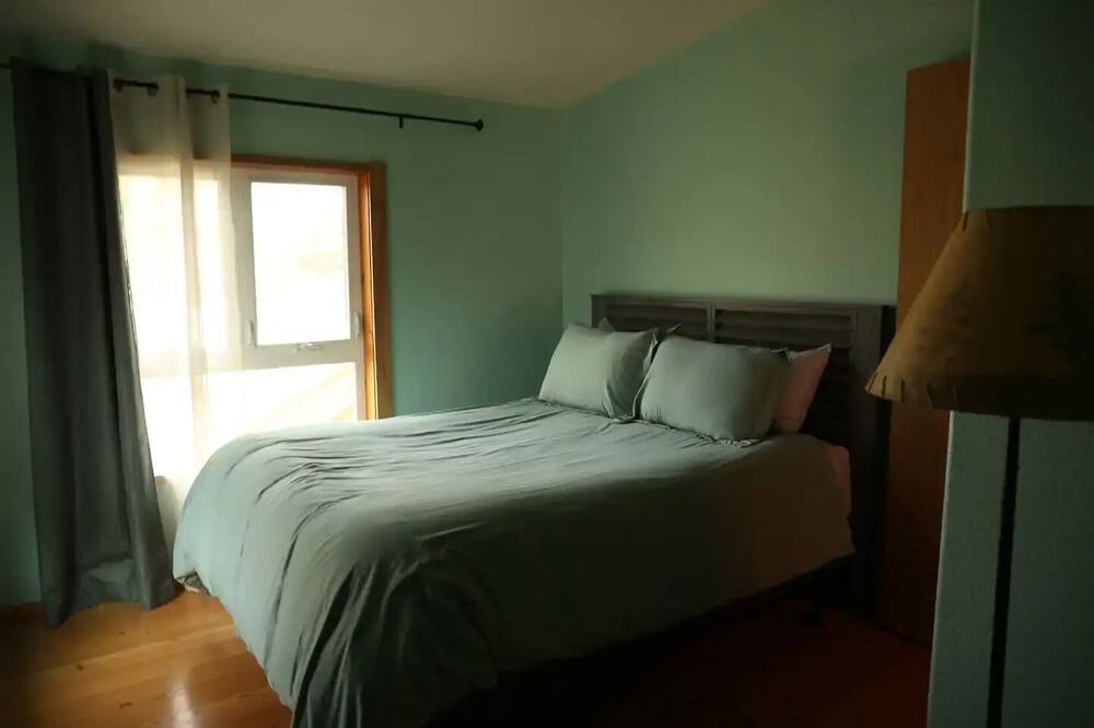 Photo of Bedroom in Philomath