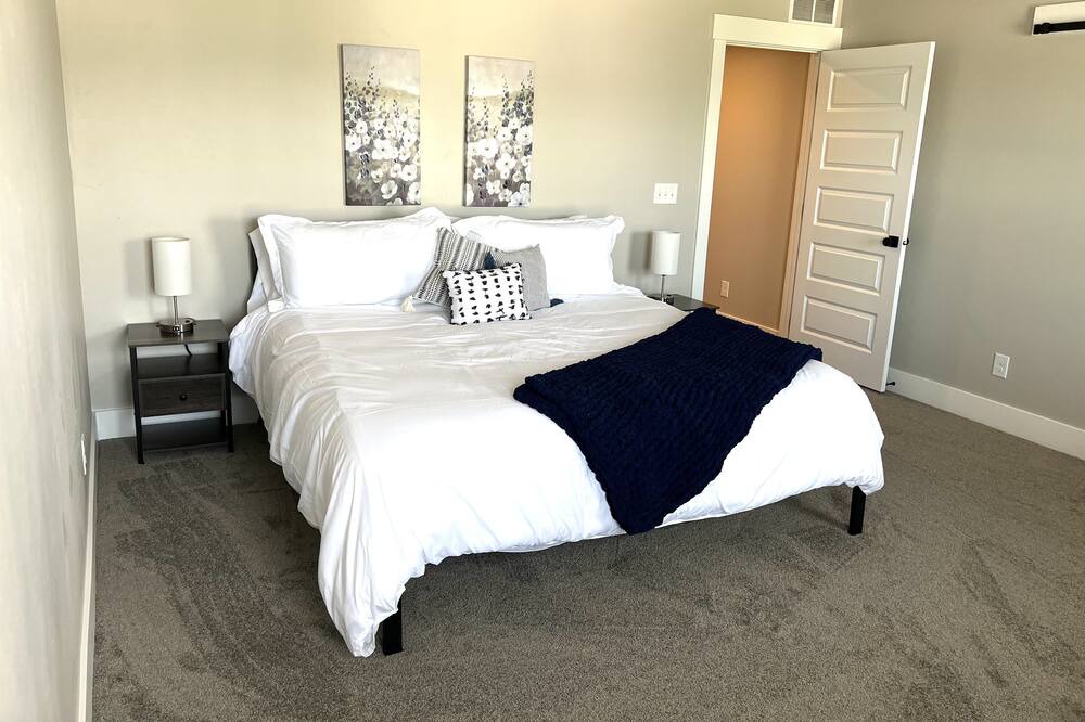 Photo of Bedroom in Ammon