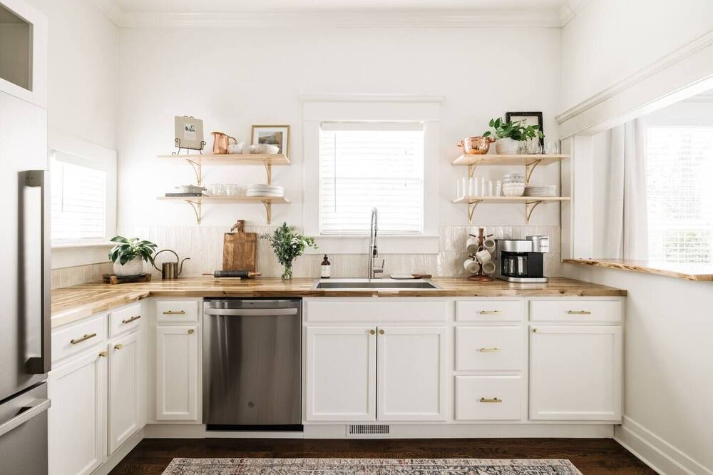 Photo of Kitchen in Depot Bench