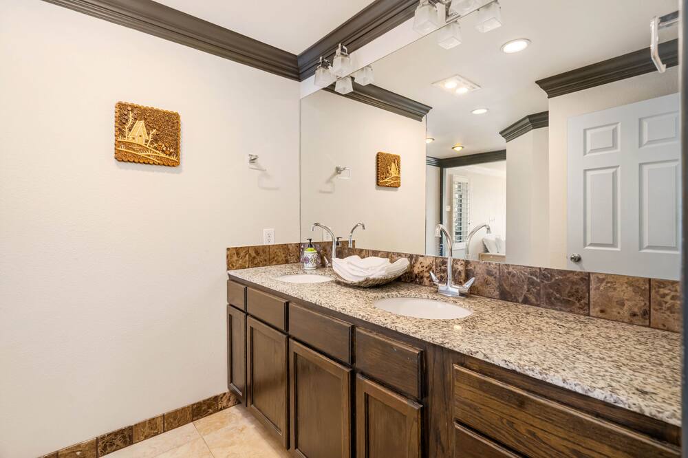 Photo of Bathroom in Bremerton