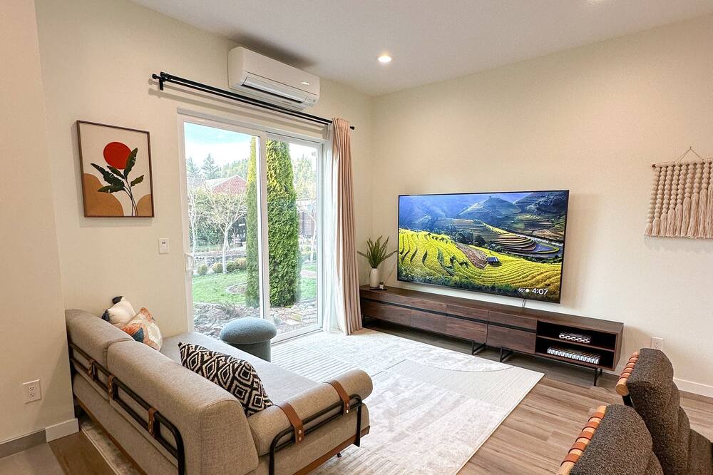 Photo of Livingroom in Orting