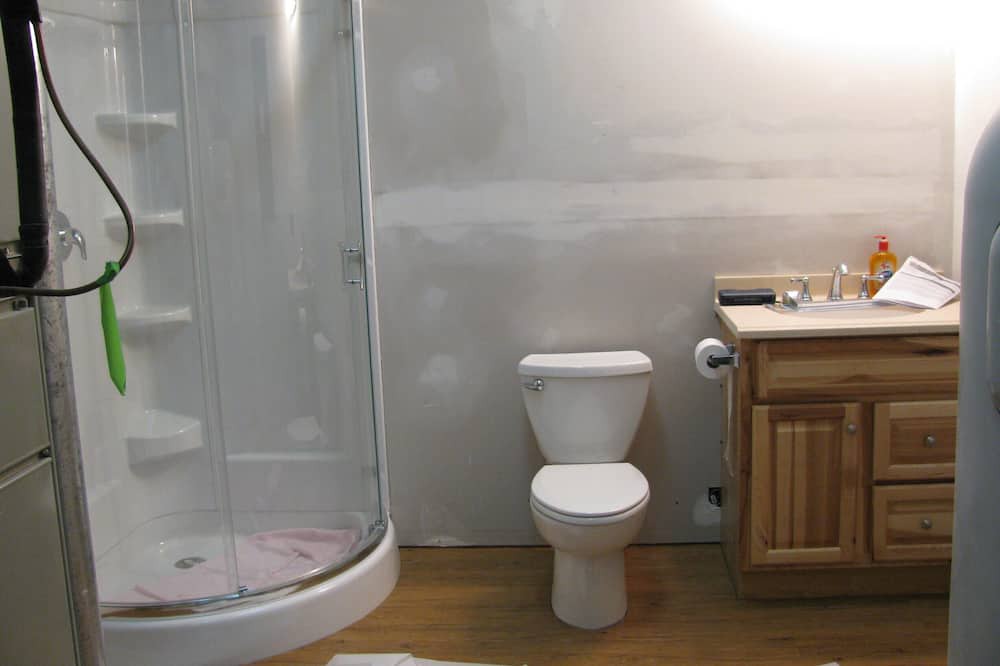 Photo of Bathroom in Laclede
