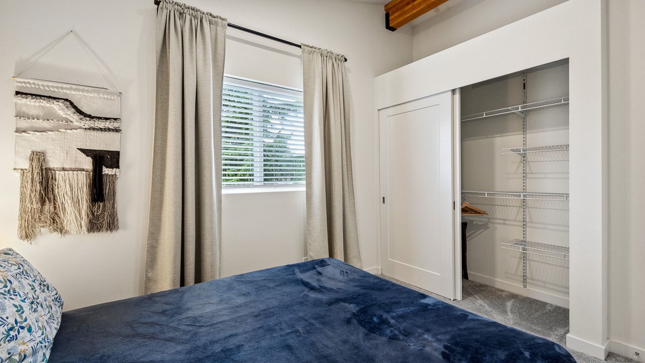 Photo of Bedroom in SeaTac