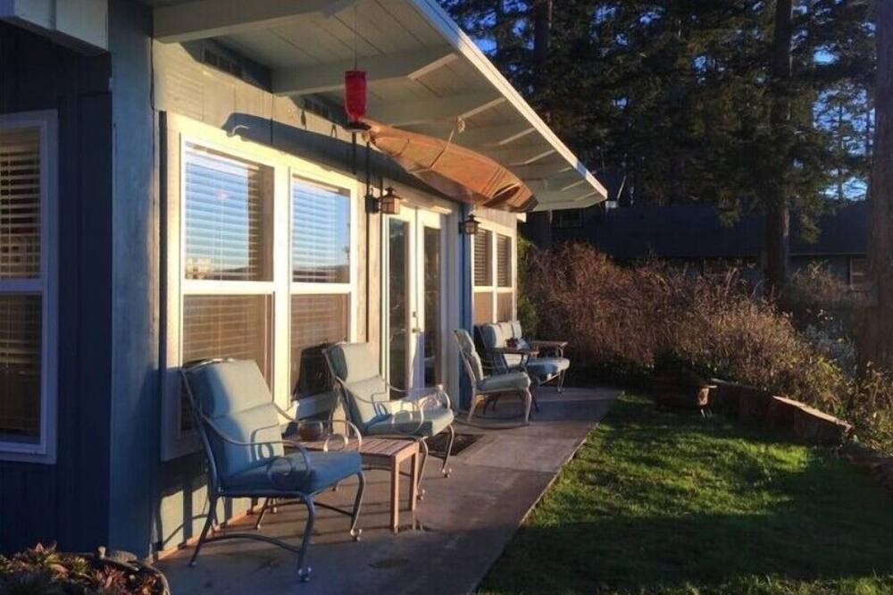 Photo of Patio Balcony in La Conner