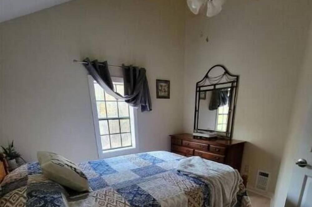 Photo of Bedroom in Chewalla