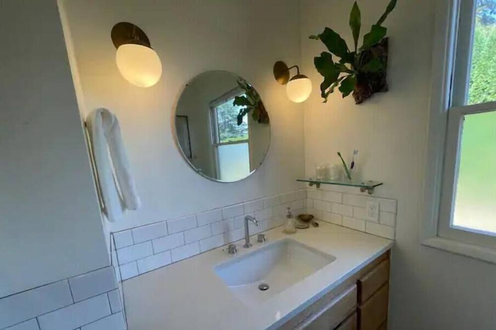 Photo of Bathroom in Woodstock