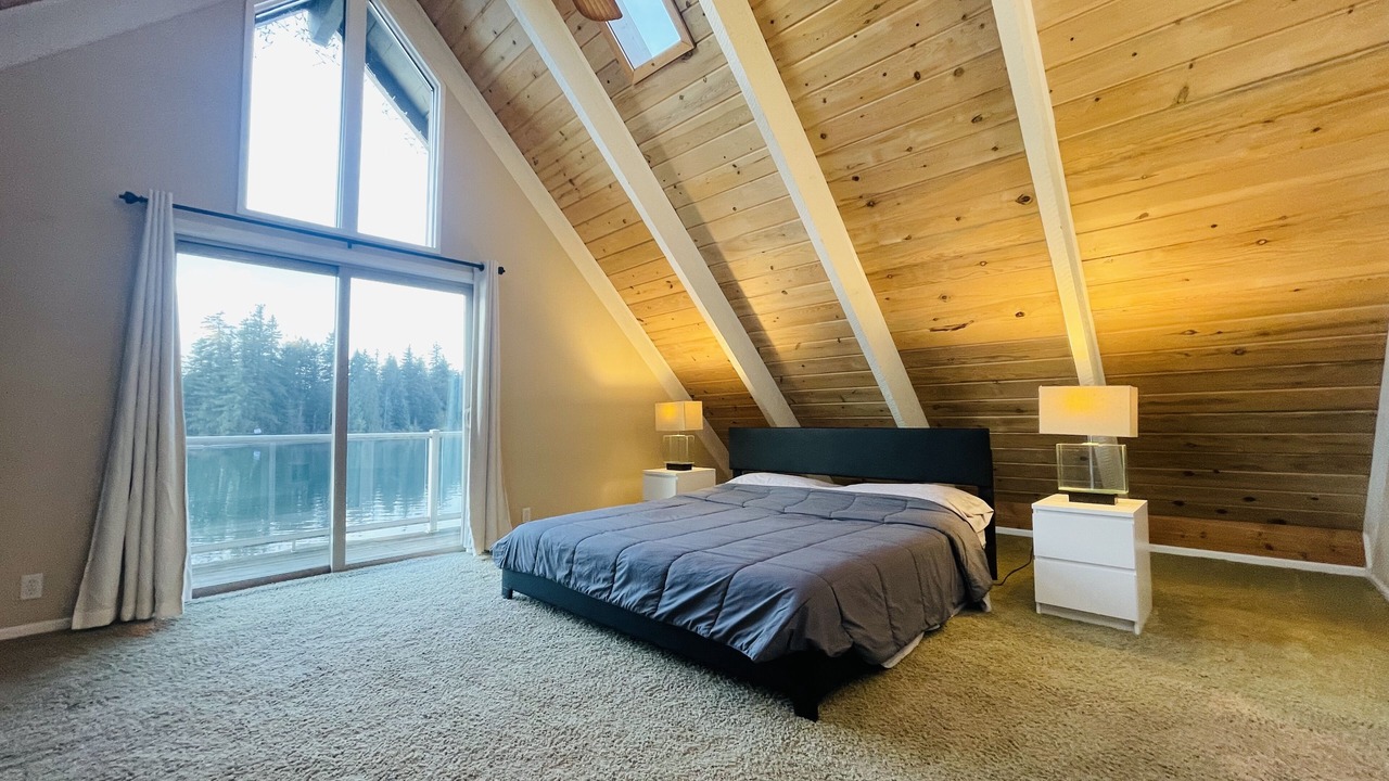 Photo of Bedroom in Bonney Lake