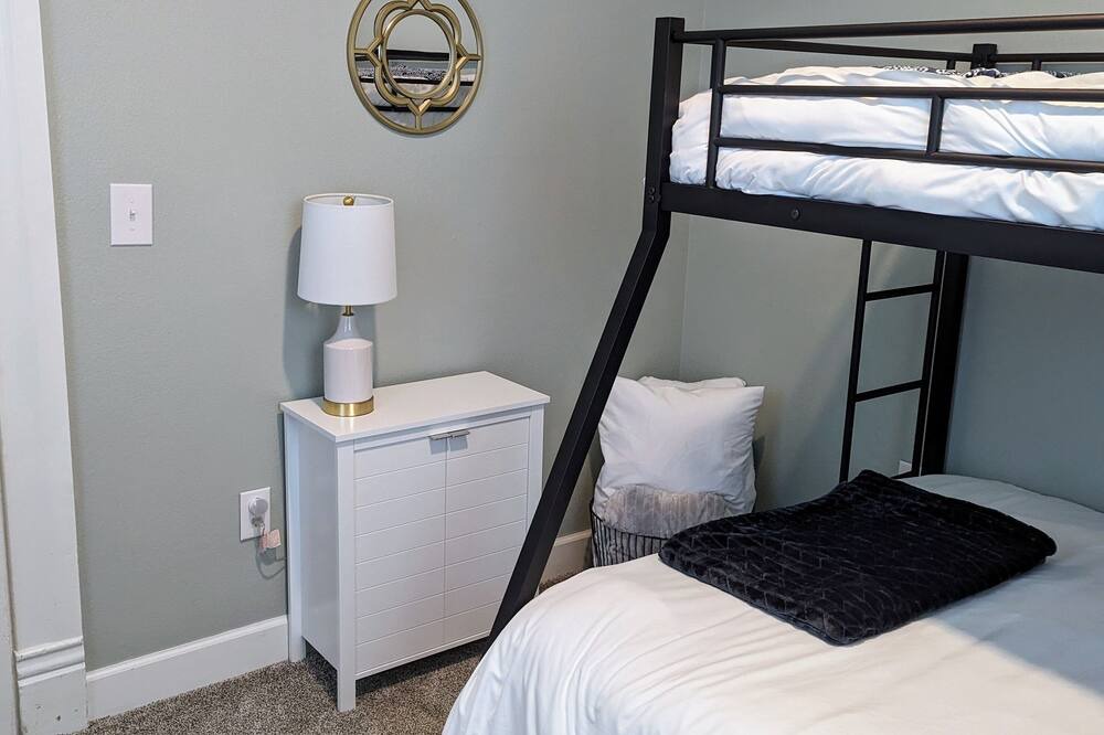 Photo of Bedroom in Silverton