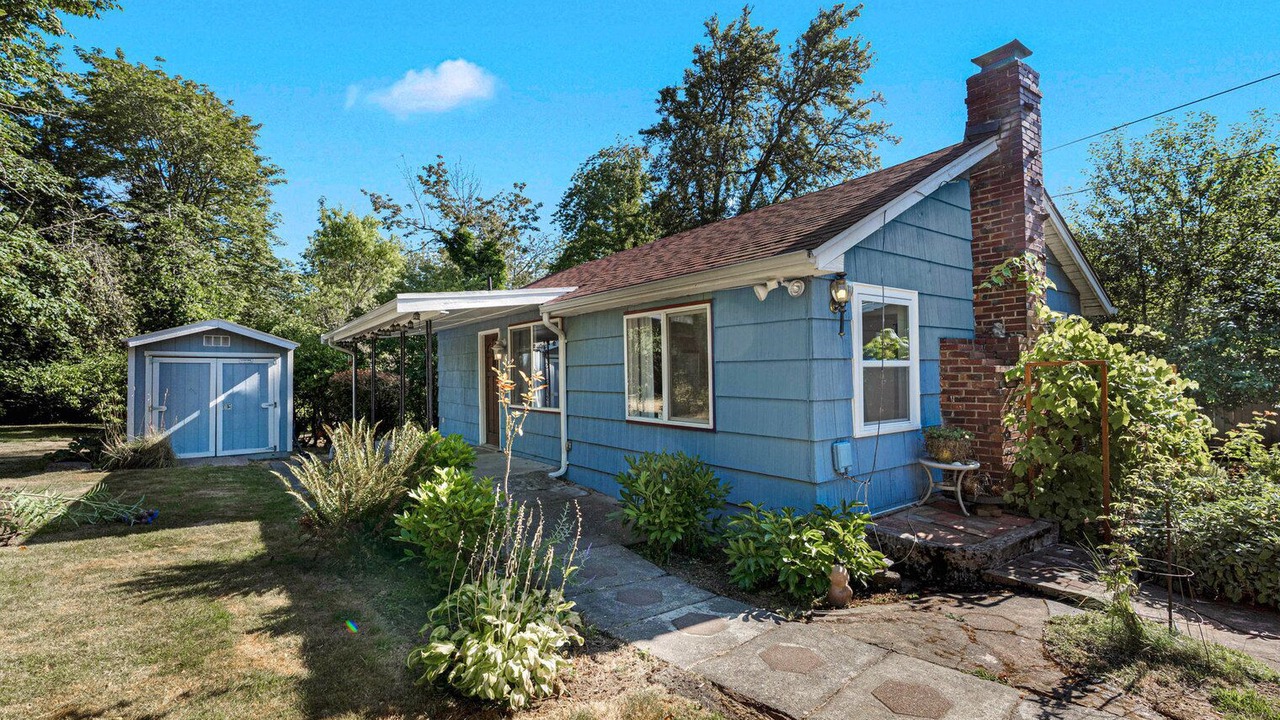 Photo of Outdoor in Mid-Beacon Hill