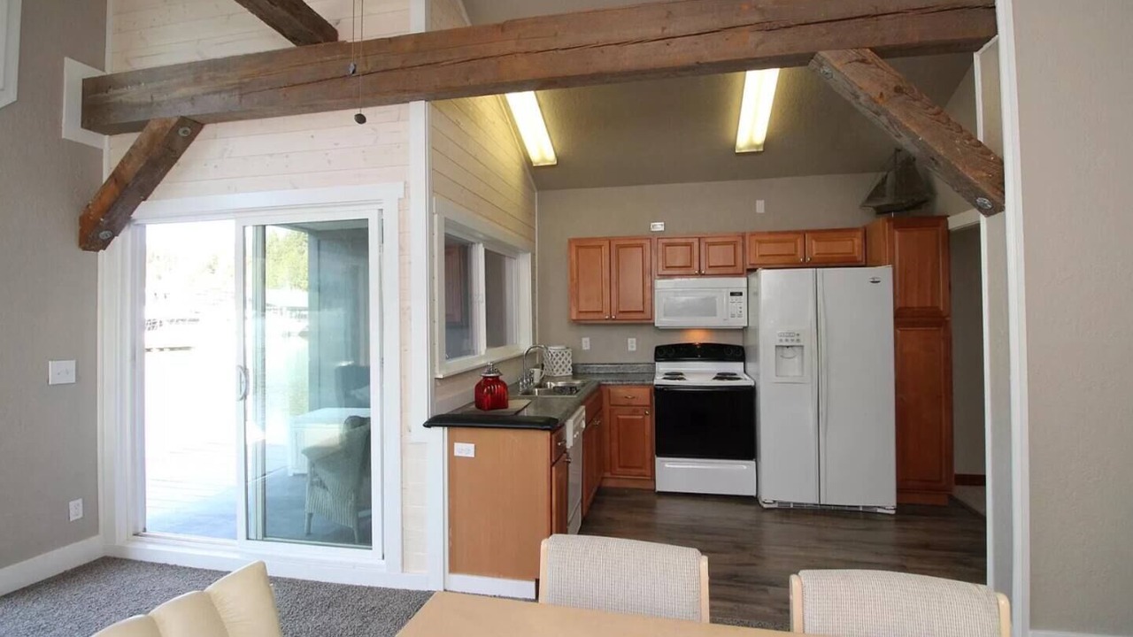 Photo of Kitchen in Bayview