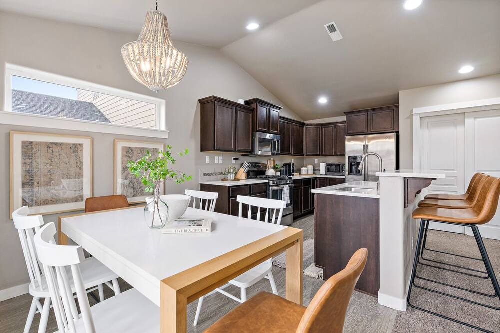 Photo of Livingroom in Southwest Ada County Alliance