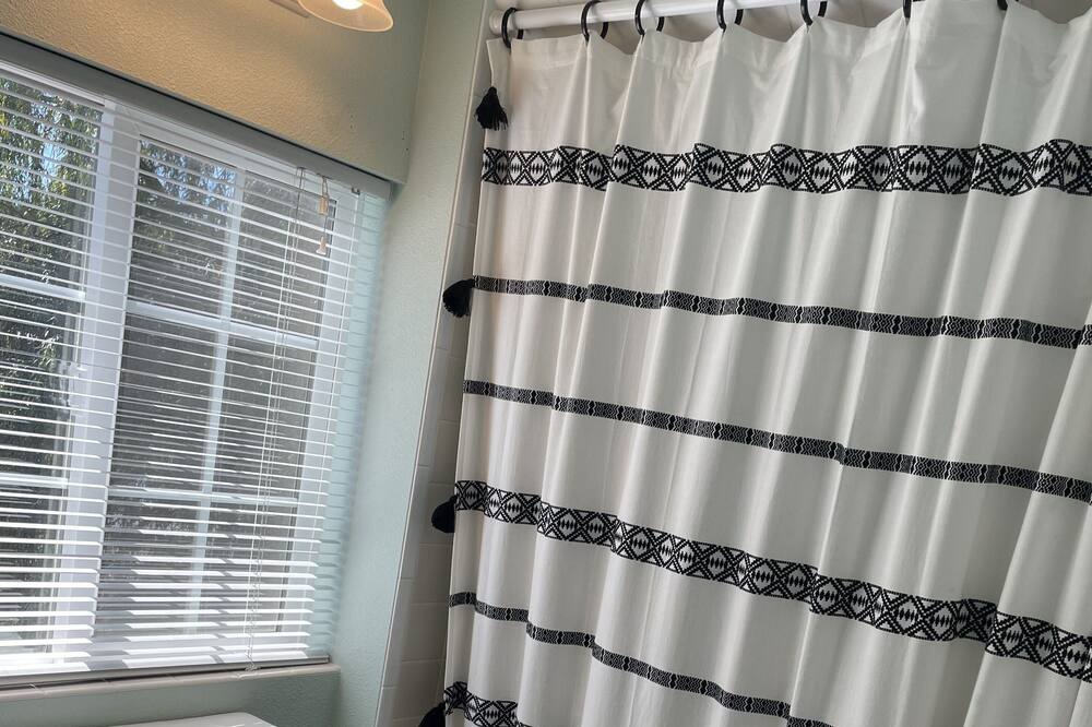 Photo of Bathroom in St. Maries