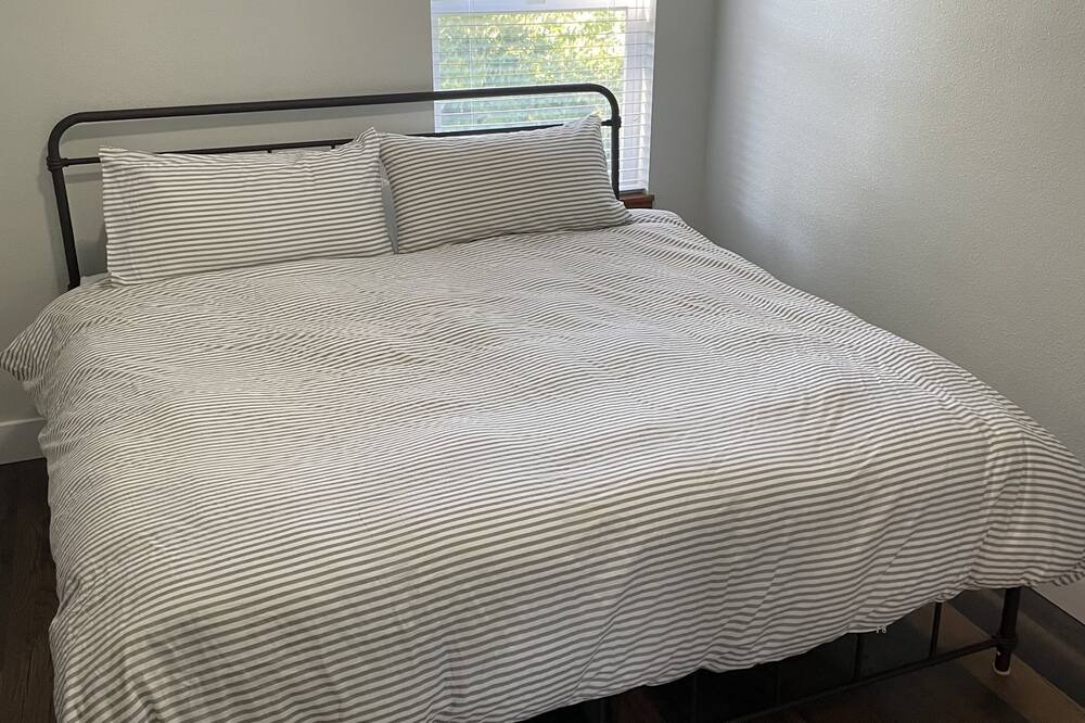 Photo of Bedroom in St. Maries