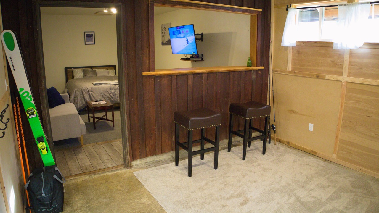 Photo of Others in Gold Bar