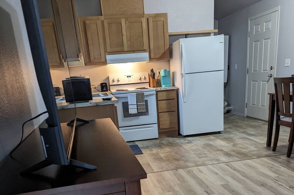 Photo of Kitchen in Redwood