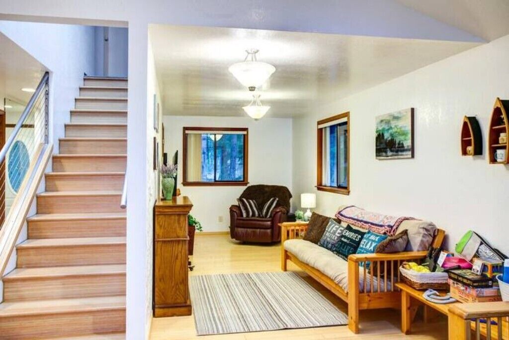 Photo of Livingroom in McKenna