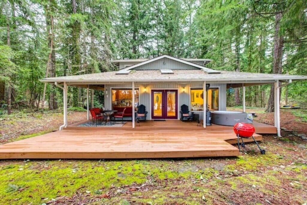 Photo of Outdoor in McKenna