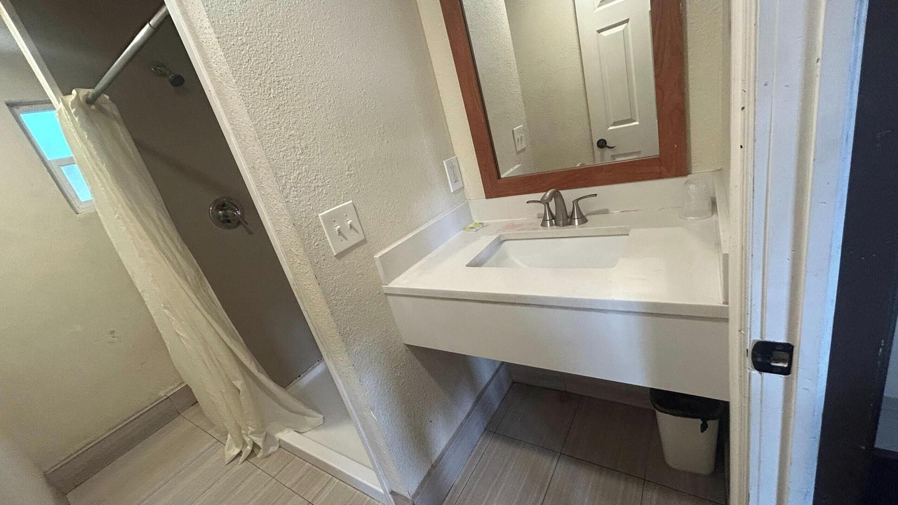 Photo of Bathroom in Lents