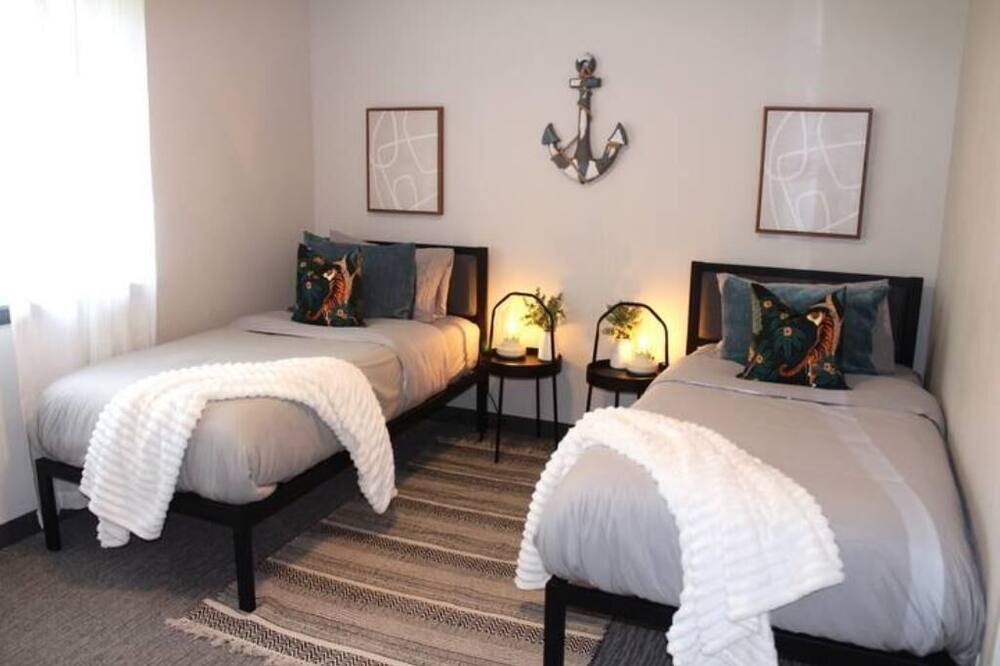 Photo of Bedroom in Coupeville