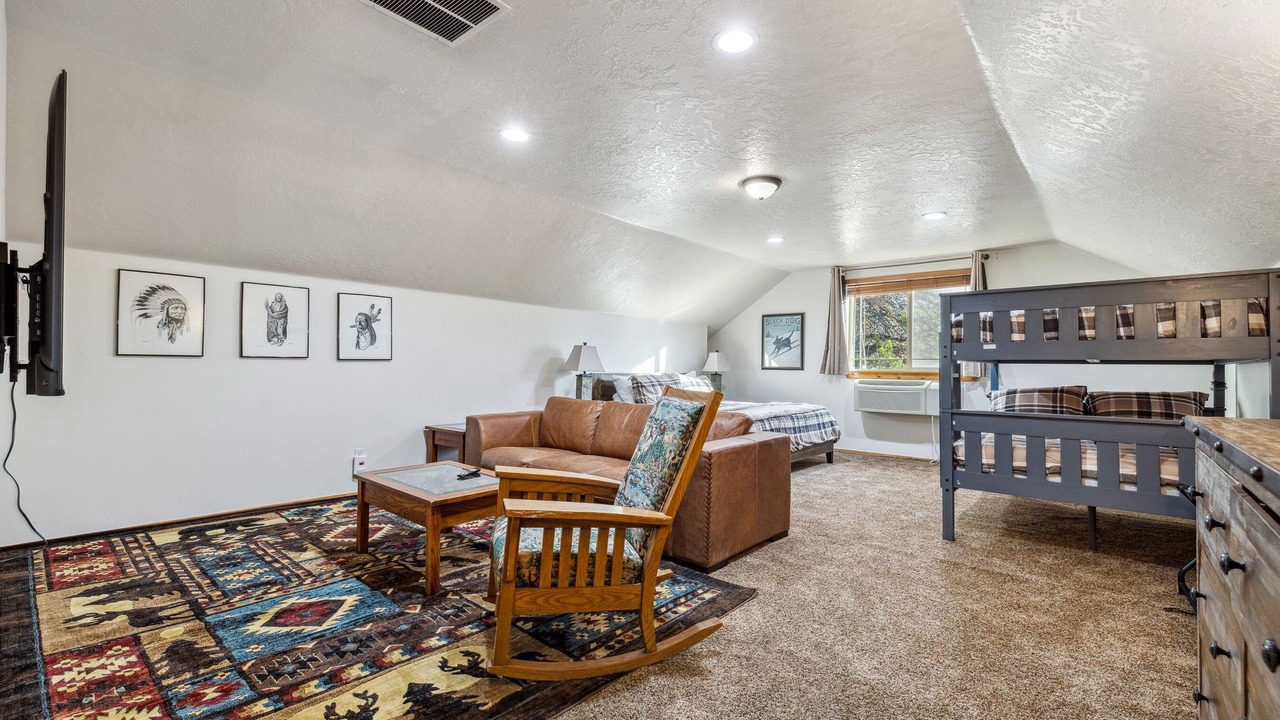 Photo of Livingroom in Donnelly