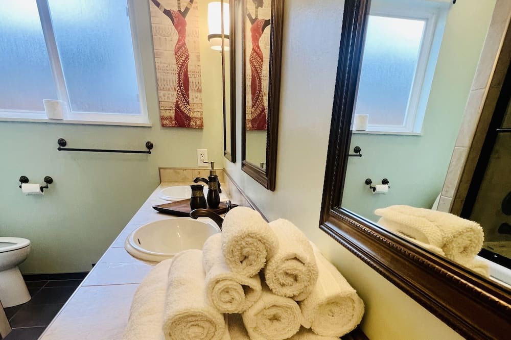 Photo of Bathroom in Lake Forest Park