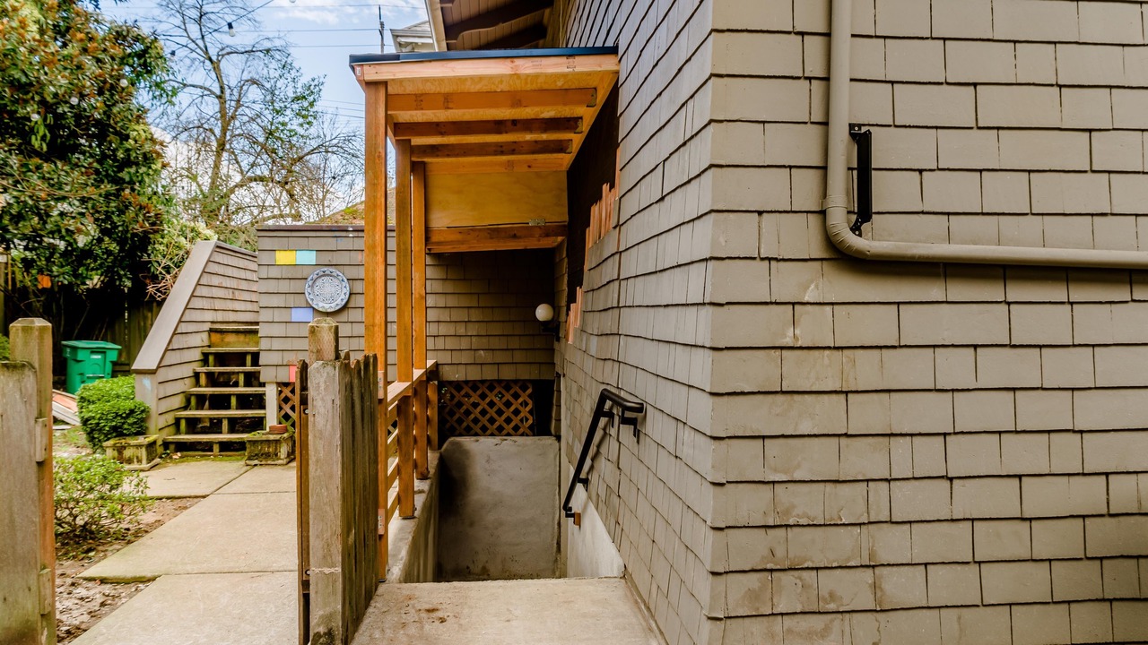 Photo of Outdoor in Irvington