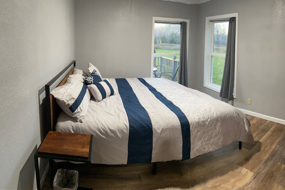 Photo of Bedroom in Deford