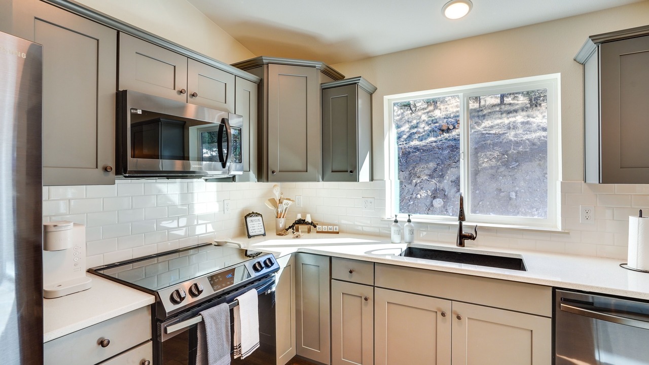 Photo of Kitchen in Crooked River Ranch
