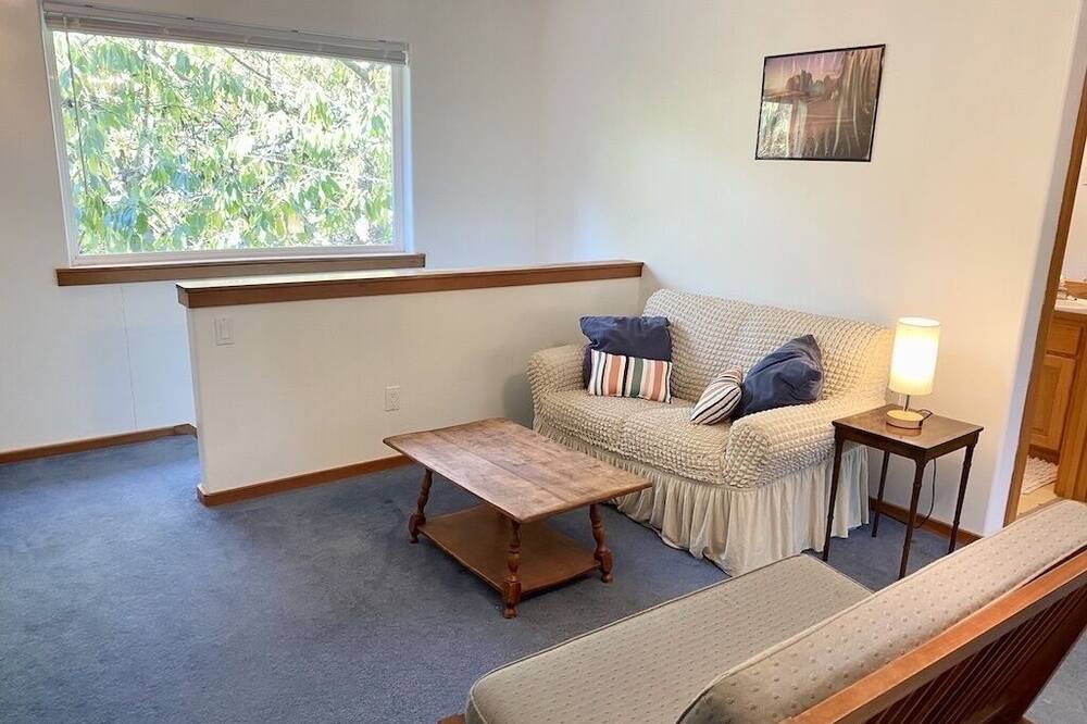 Photo of Livingroom in Port Townsend