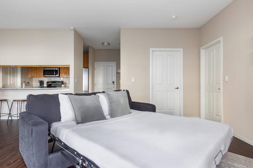 Photo of Bedroom in Northwest Bellevue