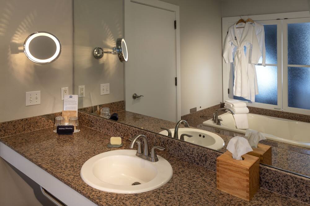 Photo of Bathroom in Port Ludlow