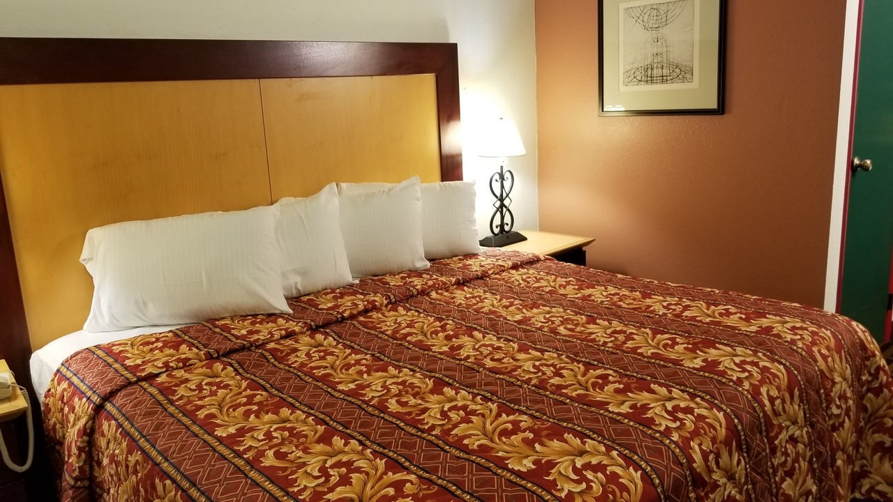 Photo of Bedroom in SeaTac