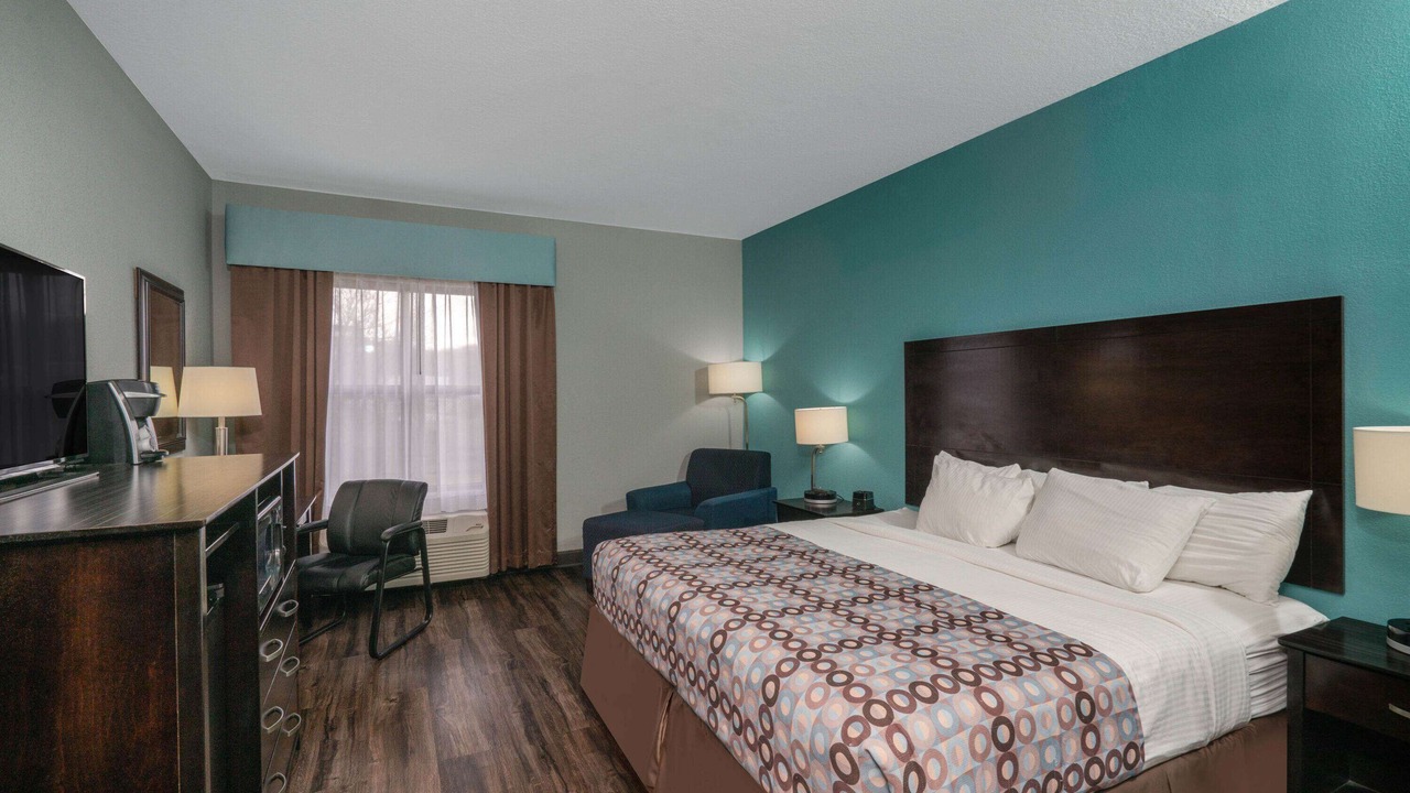 Photo of Bedroom in Knoxville