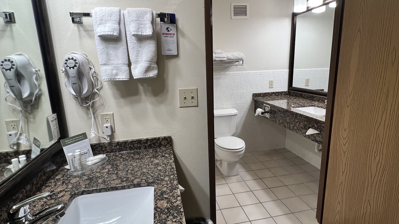 Photo of Bathroom in Iowa Falls