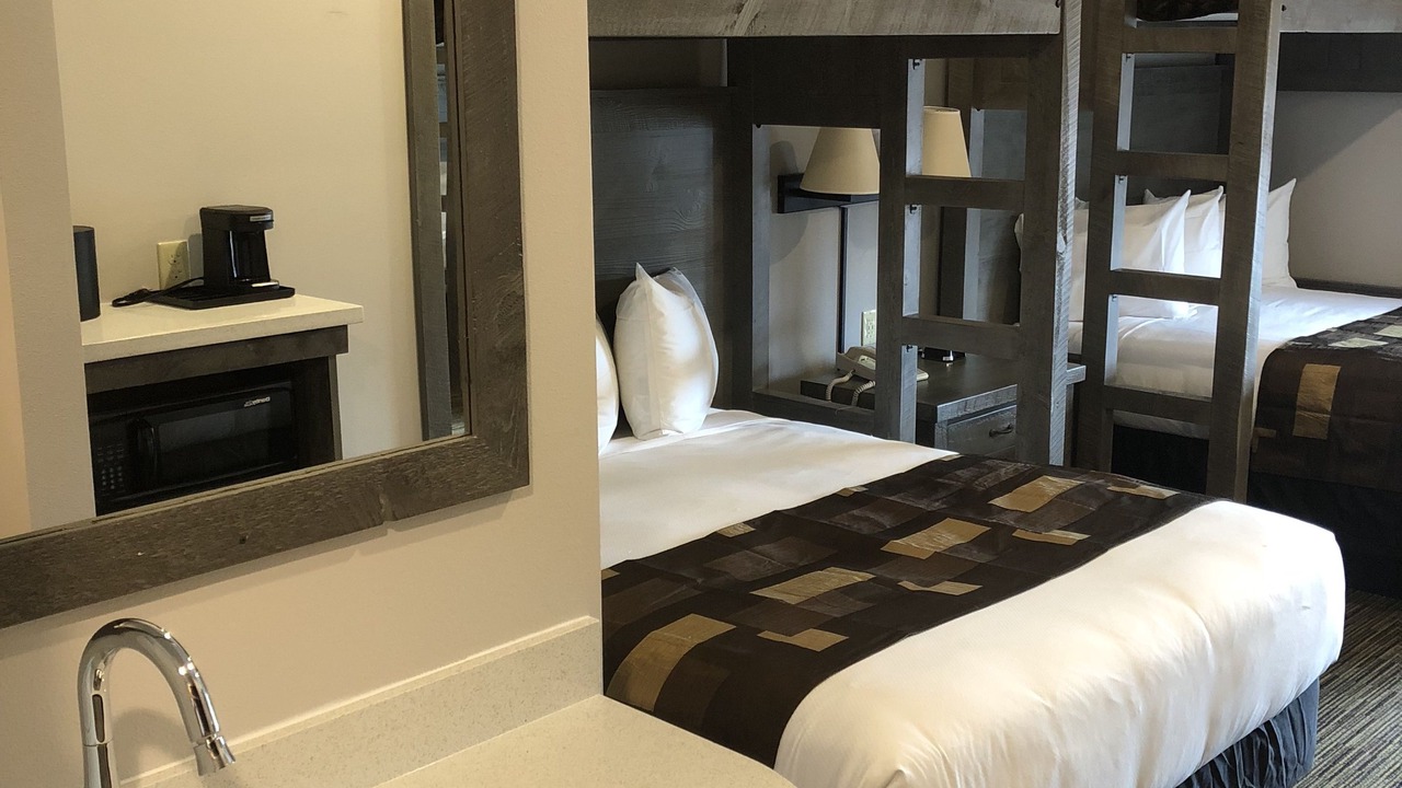 Photo of Bedroom in West Yellowstone