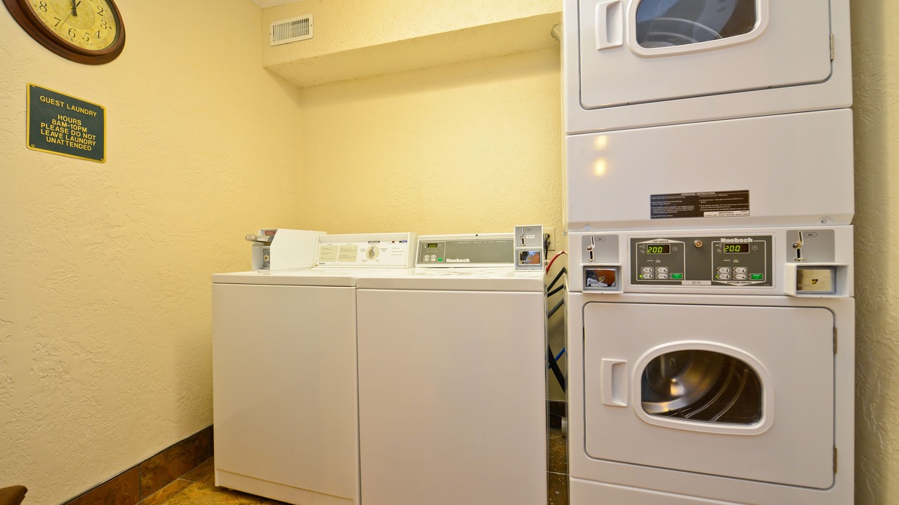 Photo of Bedroom in West Yellowstone