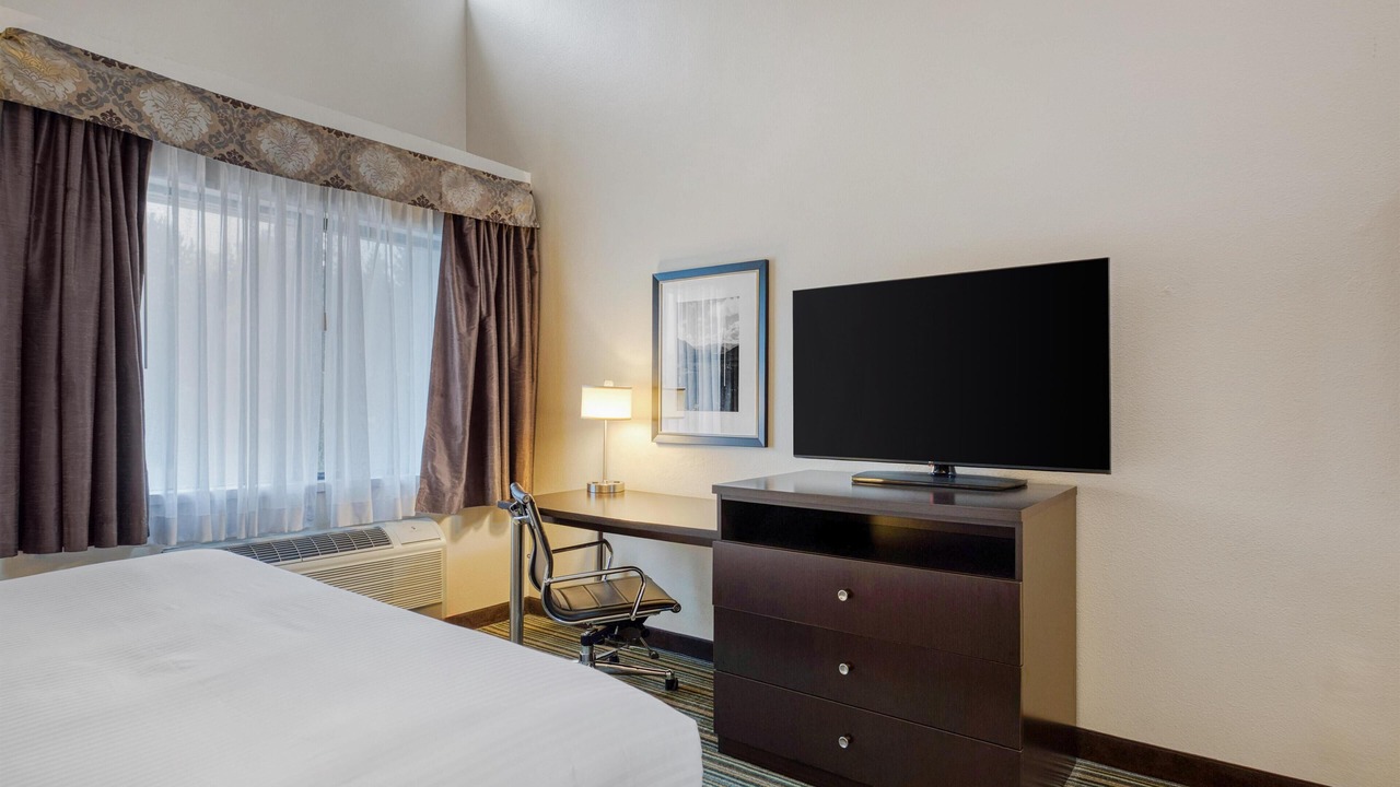 Photo of Bedroom in Lynnwood