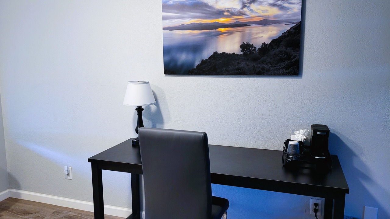 Photo of Bedroom in Downtown Klamath Falls