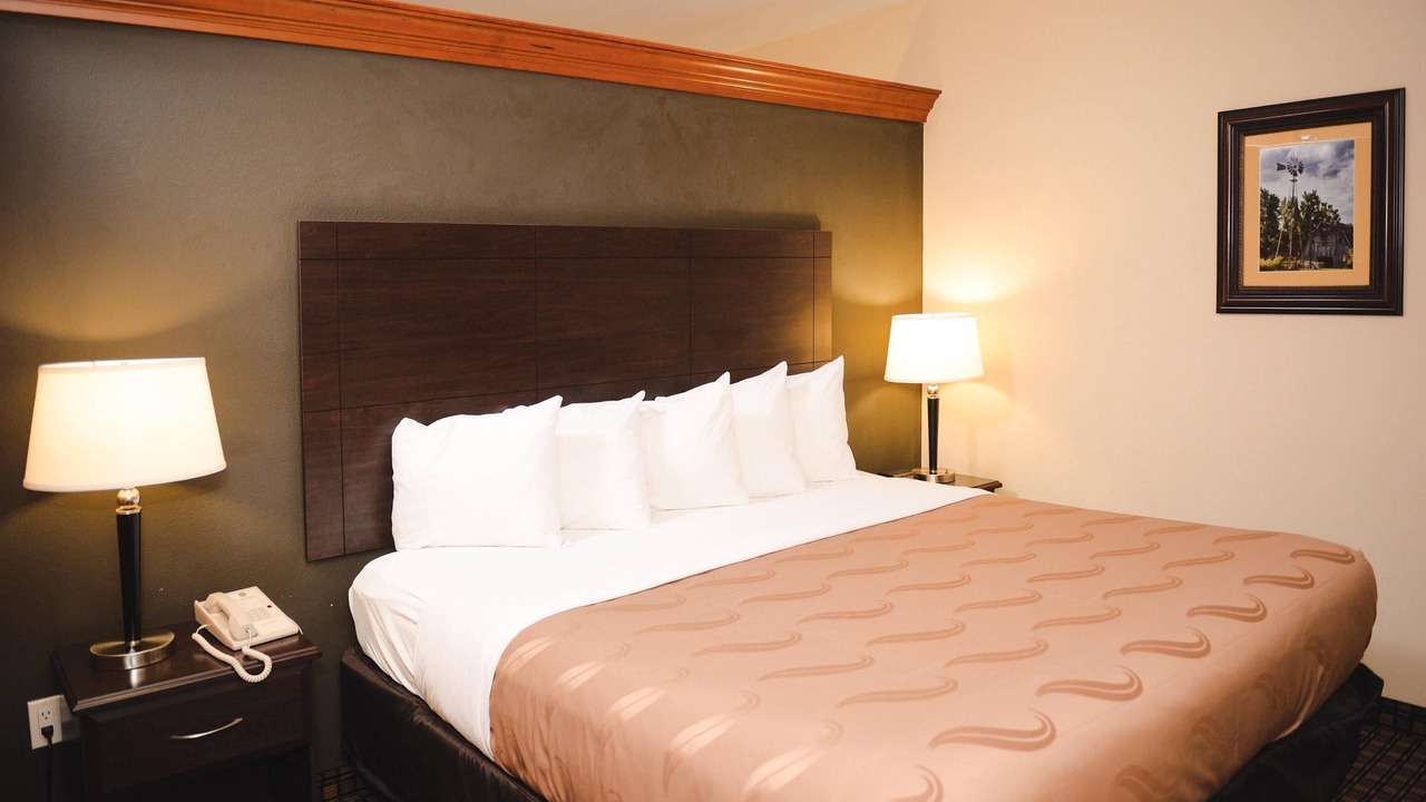 Photo of Bedroom in Ames