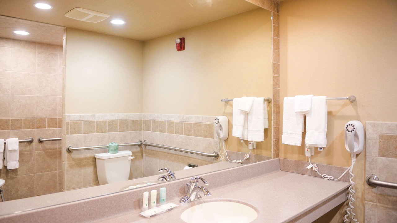 Photo of Bathroom in Ames