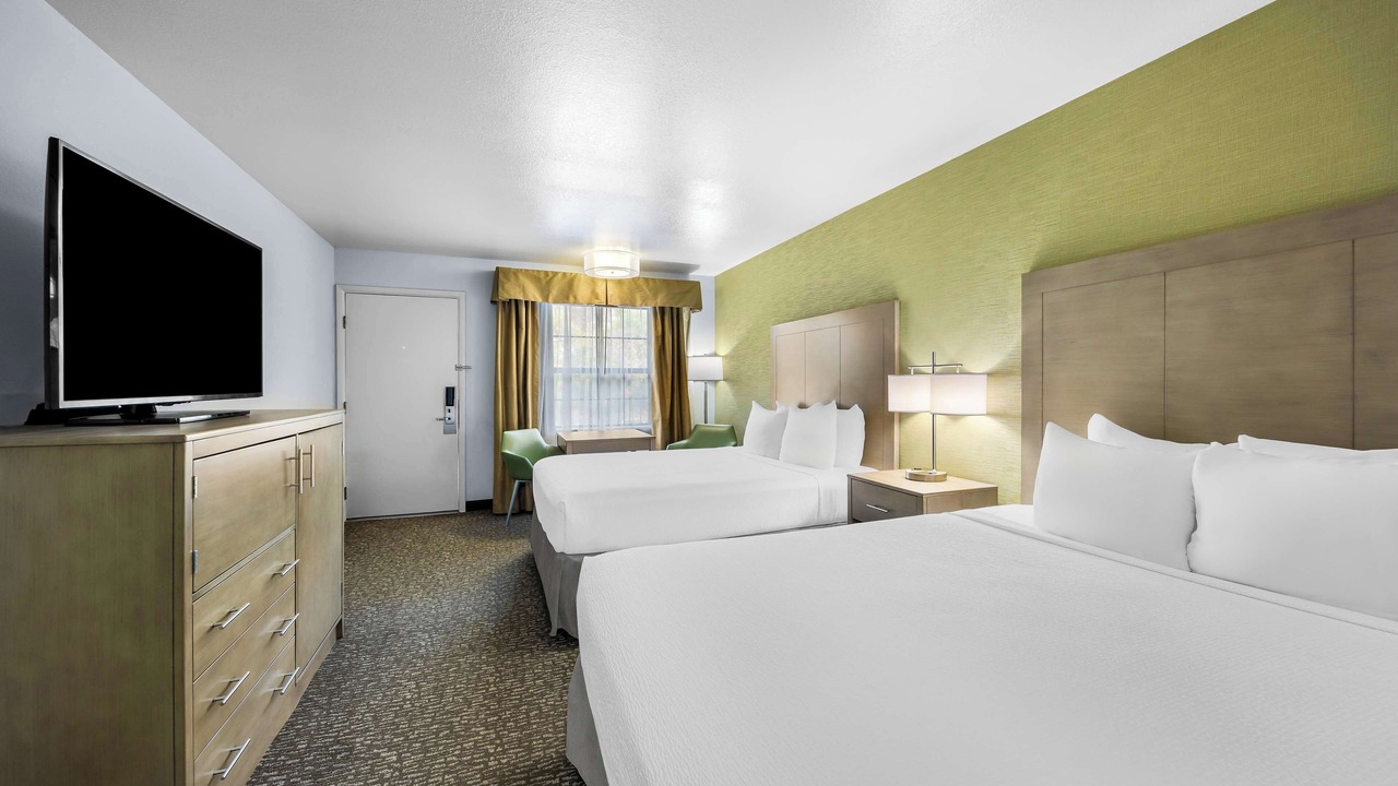 Photo of Bedroom in Grants Pass