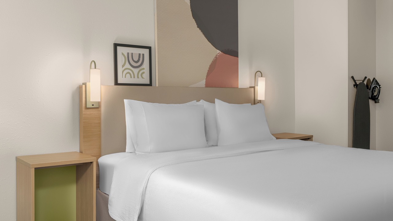 Photo of Bedroom in SeaTac