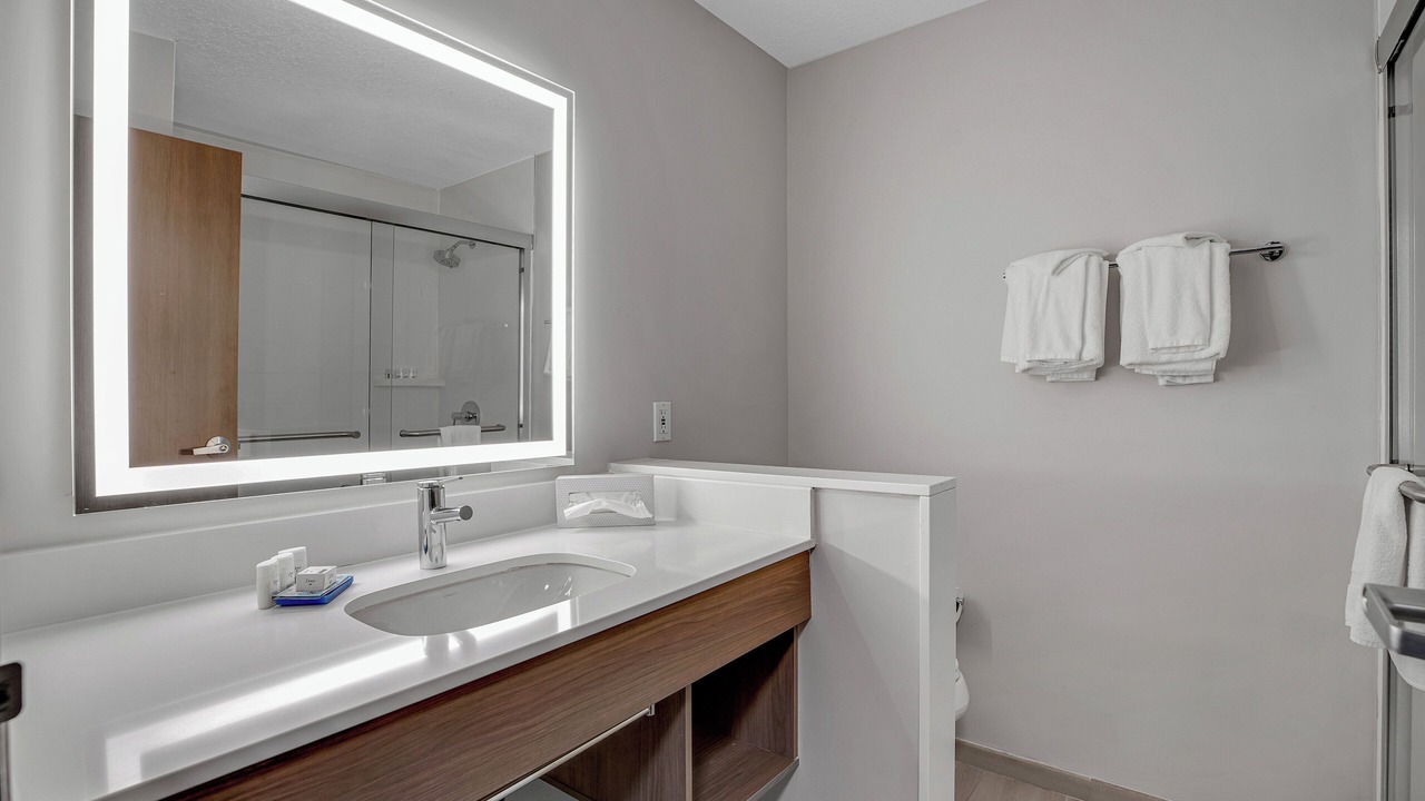 Photo of Bedroom in Hayden Island