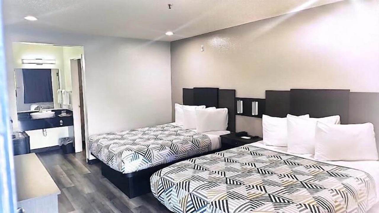 Photo of Bedroom in SeaTac