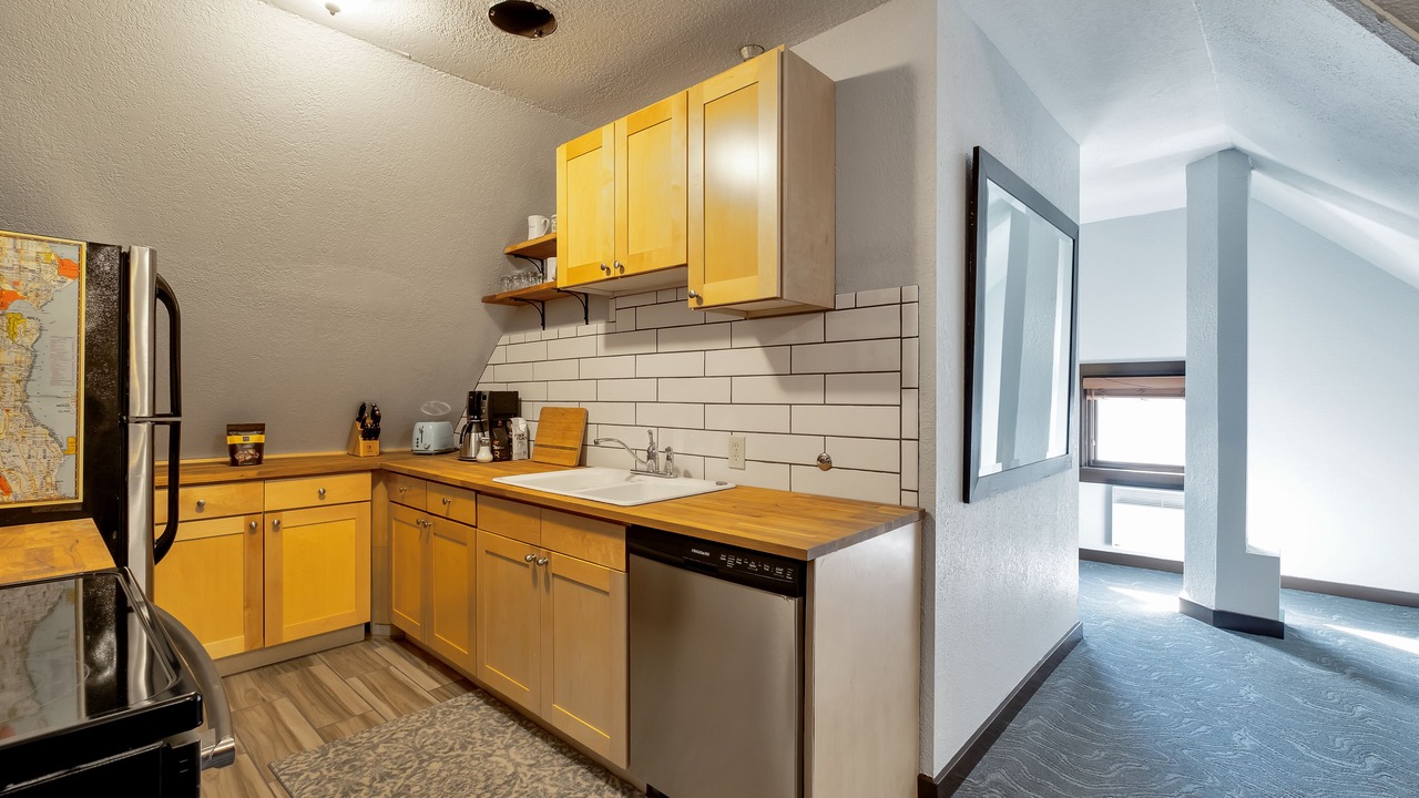 Photo of Kitchen in University District