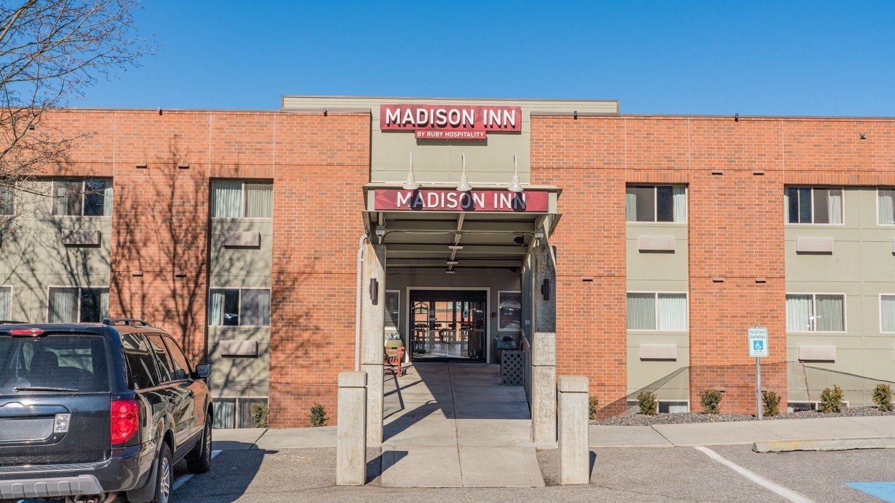 Photo of Outdoor in Cliff - Cannon