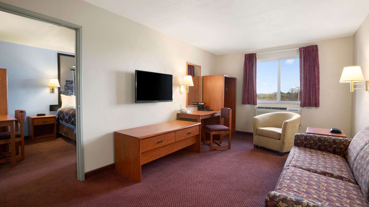 Photo of Bedroom in Ferndale