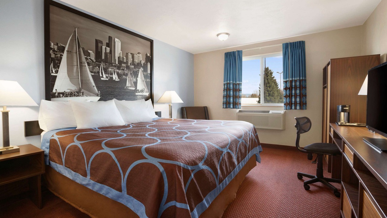 Photo of Bedroom in Ferndale