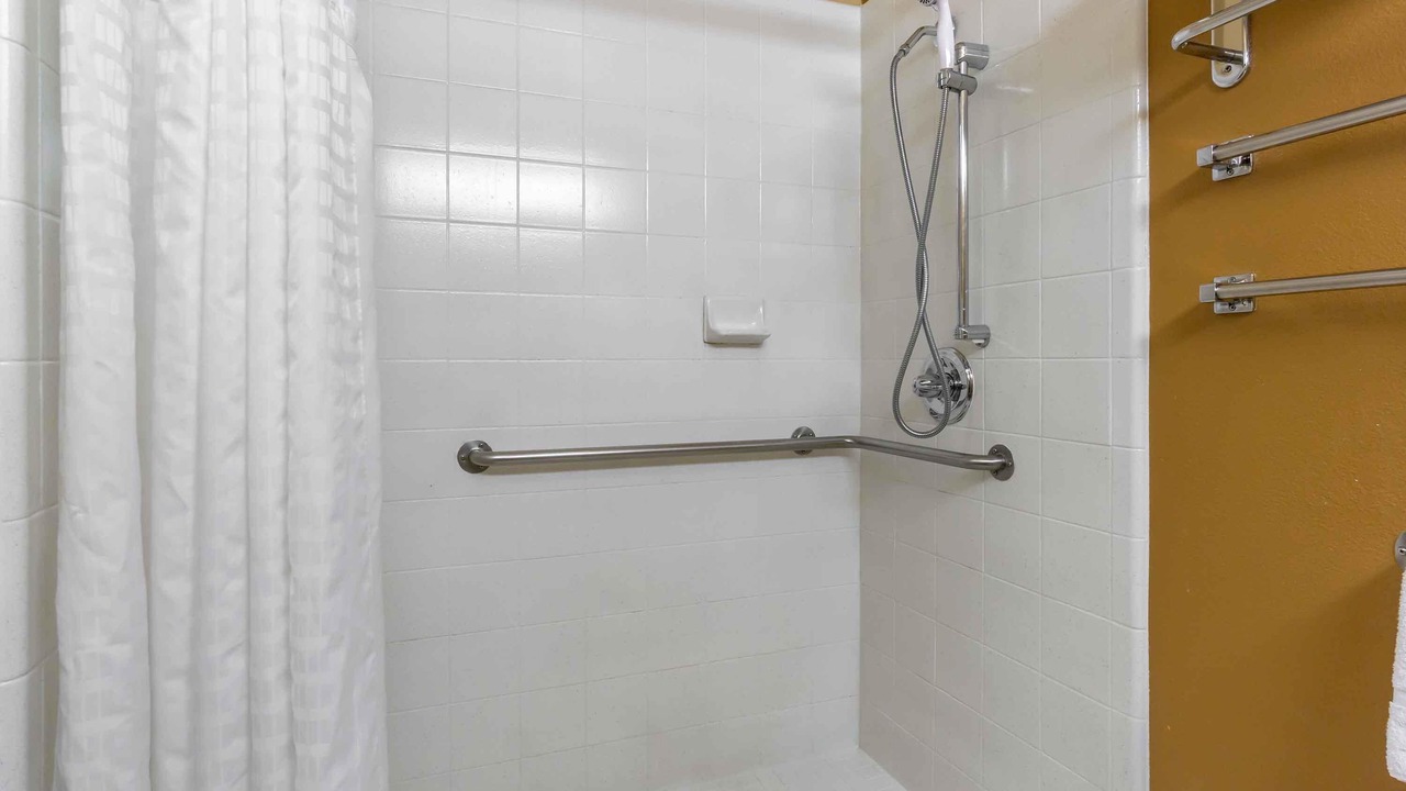 Photo of Bathroom in Factoria